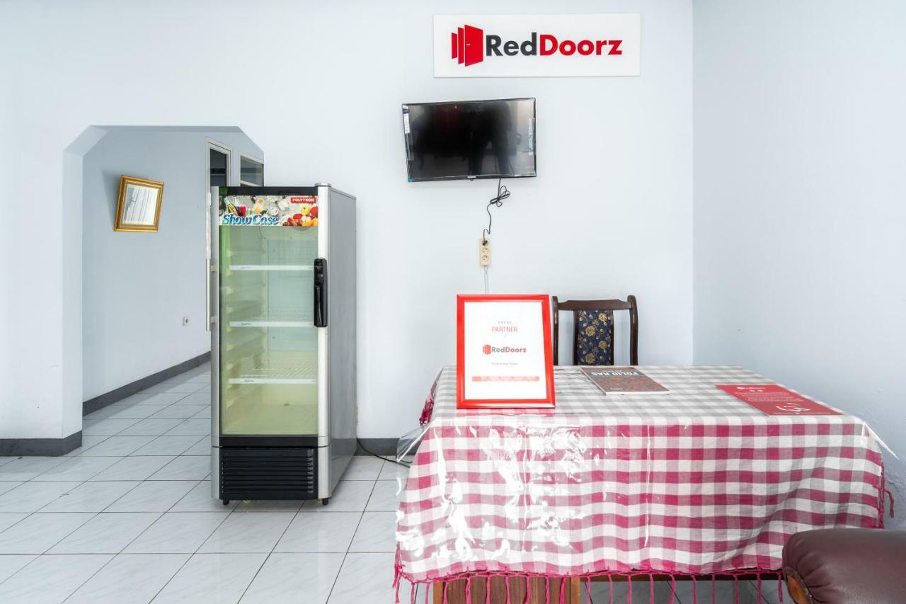 Reddoorz Syariah Near Rsud Cimacan Bogor Exterior foto